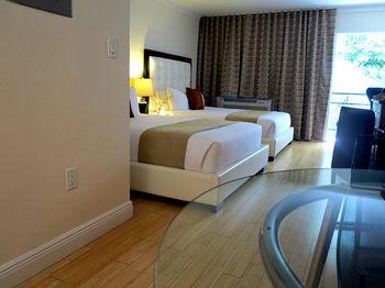 Sapphire South Beach Маями Бийч Екстериор снимка